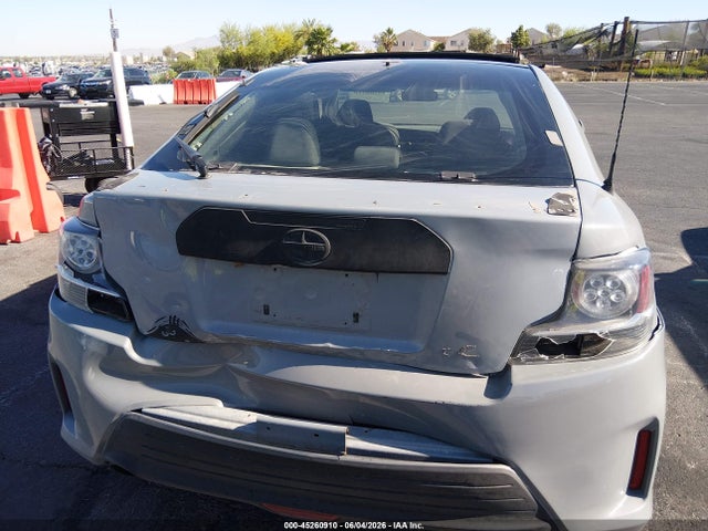 JTKJF5C75GJ015700 Scion TC