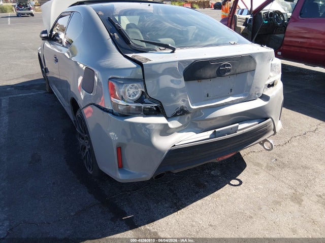 JTKJF5C75GJ015700 Scion TC
