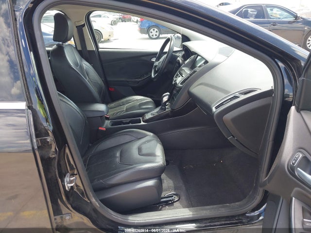 Ford Focus Titanium 2018 1FADP3J23JL251776 Image 5