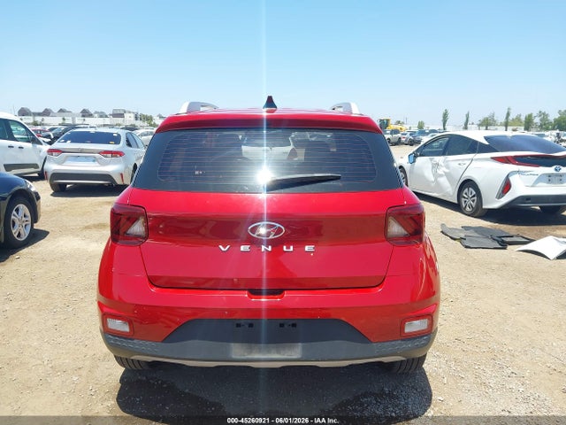 Hyundai Venue Limited 2022 KMHRC8A30NU154130 Image 17