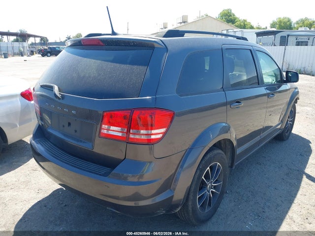 Dodge JOURNEY SE 2018 3C4PDCAB5JT534281 Image 4