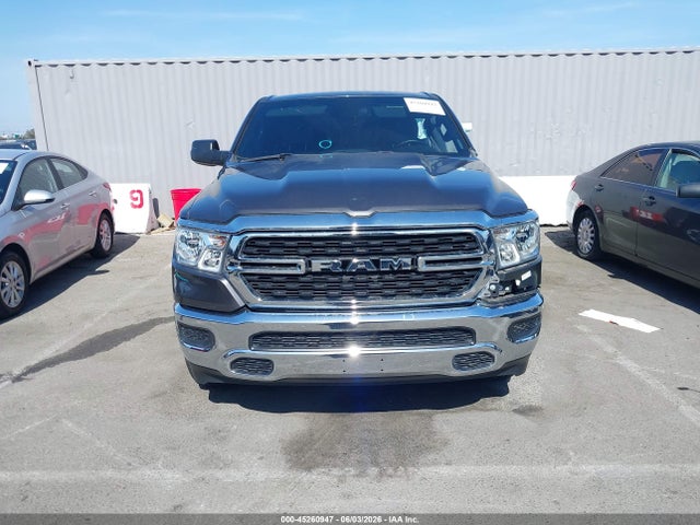 1C6RRFFG3RN213505 RAM 1500 Big Horn 4x4 5&#039;7 Box