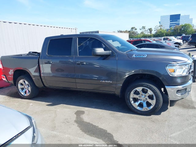 1C6RRFFG3RN213505 RAM 1500 Big Horn 4x4 5&#039;7 Box