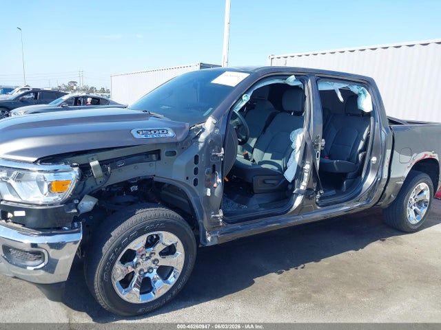 1C6RRFFG3RN213505 RAM 1500 Big Horn 4x4 5&#039;7 Box