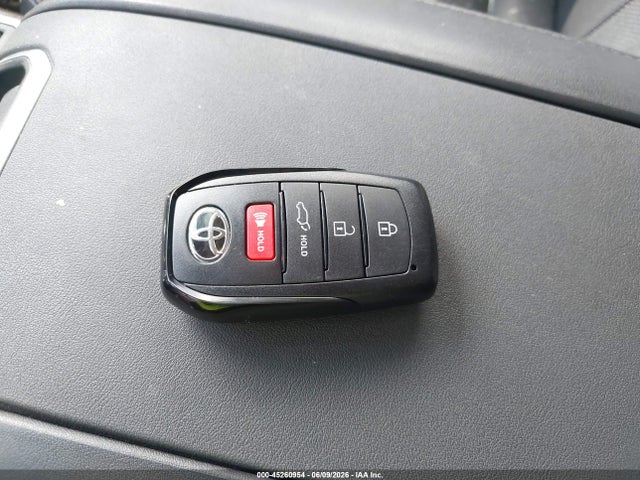 Toyota Highlander Limited 2024 5TDKDRBHXRS553494 Image 11