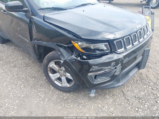 Продаж на аукціоні авто 2018 Jeep Compass Latitude 4x4, vin: 3C4NJDBB5JT434587, номер лоту: 45261026
