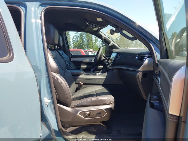 Продажа на аукционе авто 2026 Jeep Grand Wagoneer Limited Altitude 4x4, vin: 1C4SJVBPXTS163566, номер лота: 45261032
