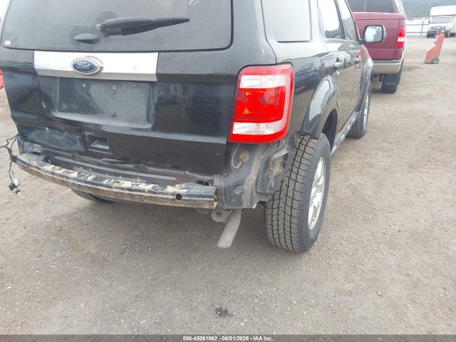 45261062 :رقم المزاد ، 1FMCU9EG8BKB84876 vin ، 2011 Ford Escape Limited مزاد بيع