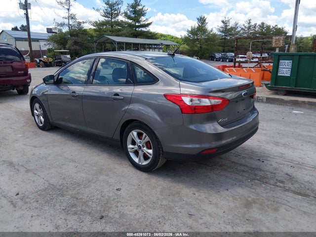 45261073 :رقم المزاد ، 1FADP3F28EL272525 vin ، 2014 Ford Focus Se مزاد بيع