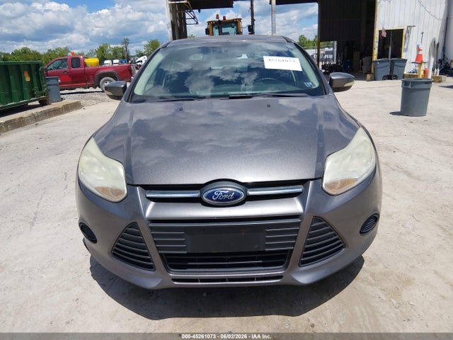 45261073 :رقم المزاد ، 1FADP3F28EL272525 vin ، 2014 Ford Focus Se مزاد بيع