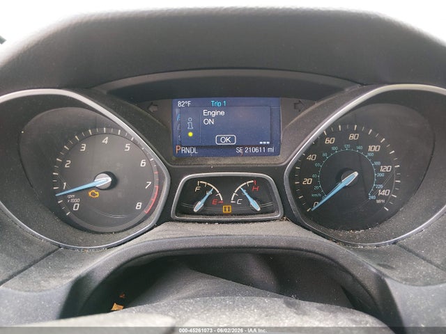 45261073 :رقم المزاد ، 1FADP3F28EL272525 vin ، 2014 Ford Focus Se مزاد بيع