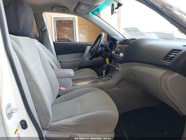 2012 Toyota Highlander Hybrid Base V6 მანქანა იყიდება აუქციონზე, vin: JTEBC3EH9C2004357, აუქციონის ნომერი: 45261114