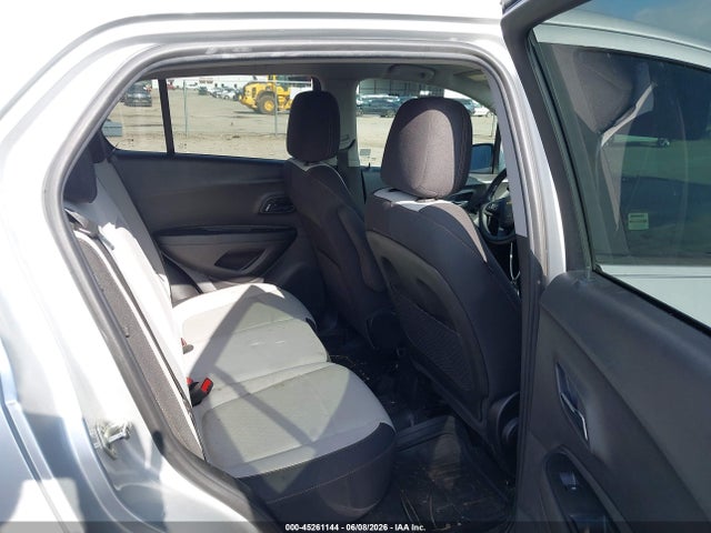 45261144 :رقم المزاد ، 3GNCJKSBXLL137336 vin ، 2020 Chevrolet Trax Fwd Ls مزاد بيع