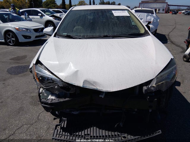 45261169 :رقم المزاد ، 2T1BURHE3HC932552 vin ، 2017 Toyota Corolla Le مزاد بيع