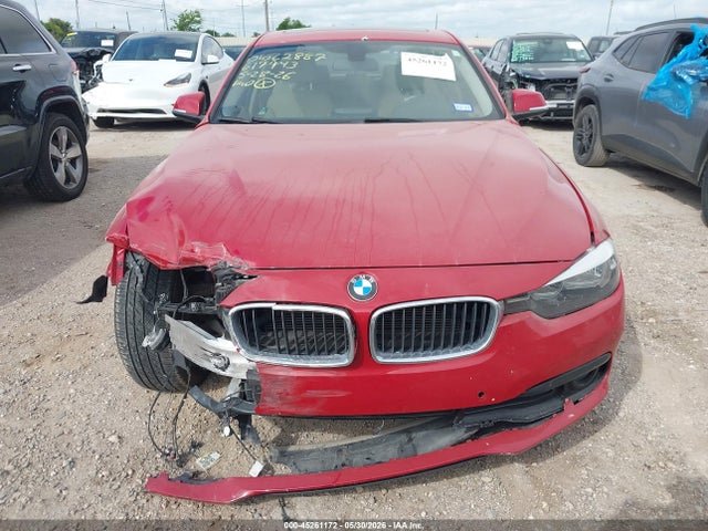 BMW 320i 2016 WBA8A9C57GK617743 Image 12