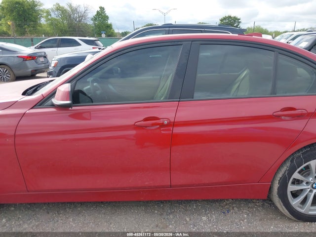 BMW 320i 2016 WBA8A9C57GK617743 Image 14