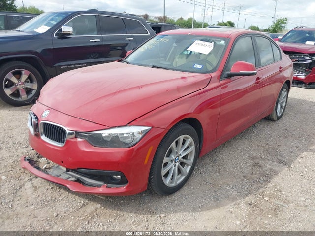 BMW 320i 2016 WBA8A9C57GK617743 Image 2