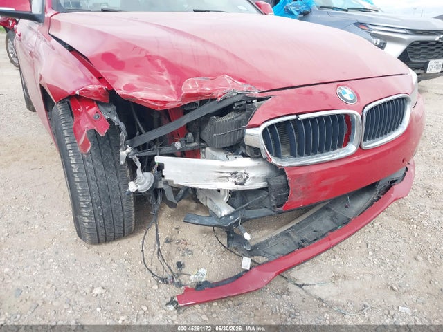 BMW 320i 2016 WBA8A9C57GK617743 Image 6