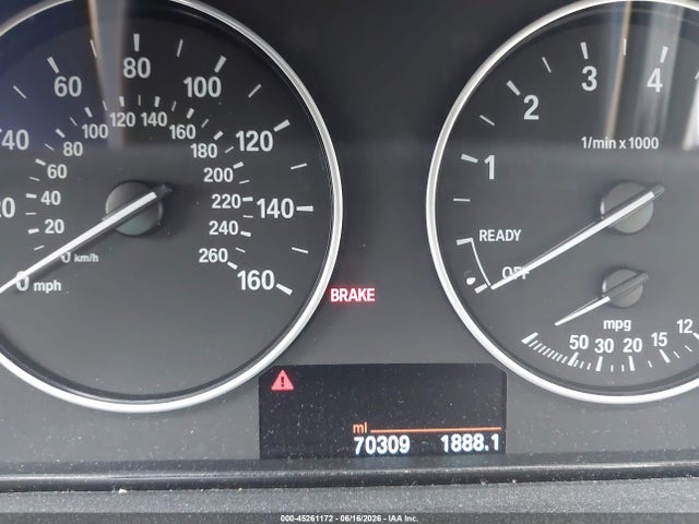 BMW 320i 2016 WBA8A9C57GK617743 Image 7