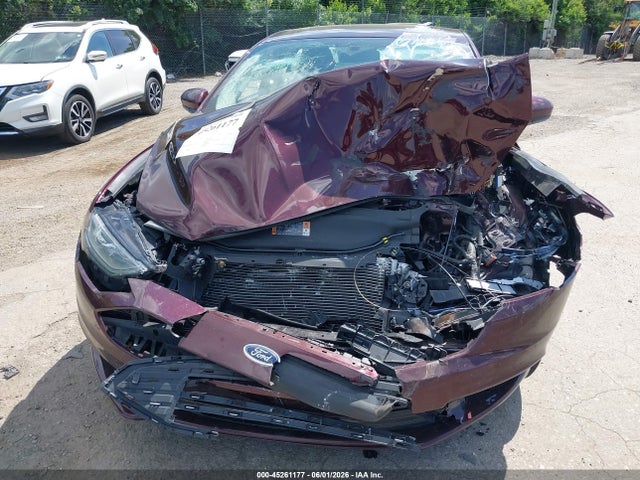 3FA6P0HD2JR148459 Ford FUSION SE