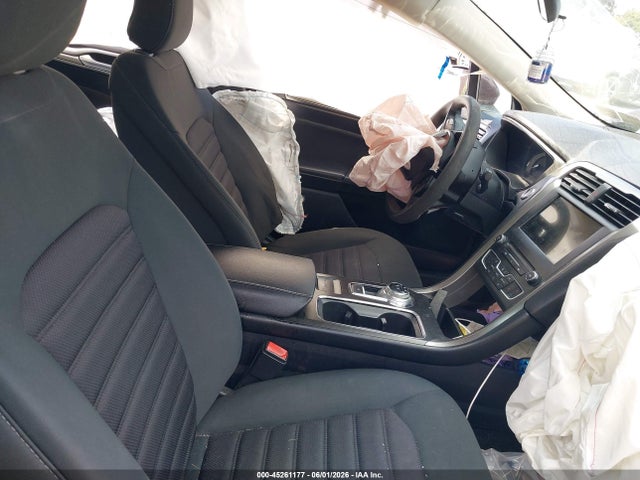 3FA6P0HD2JR148459 Ford FUSION SE