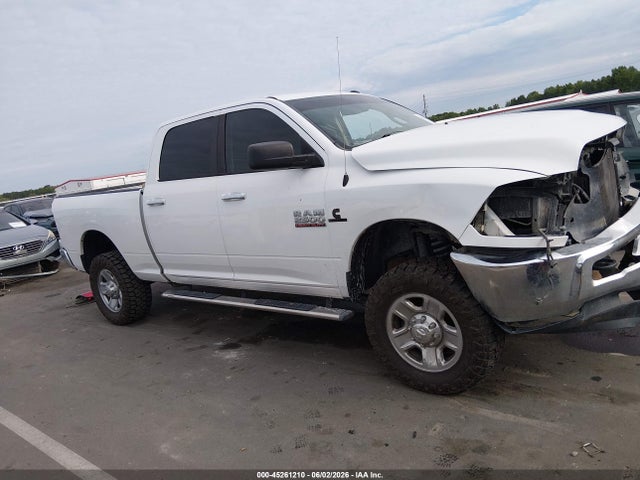 45261210 :رقم المزاد ، 3C6UR5DL5GG151759 vin ، 2016 Ram 2500 Slt مزاد بيع