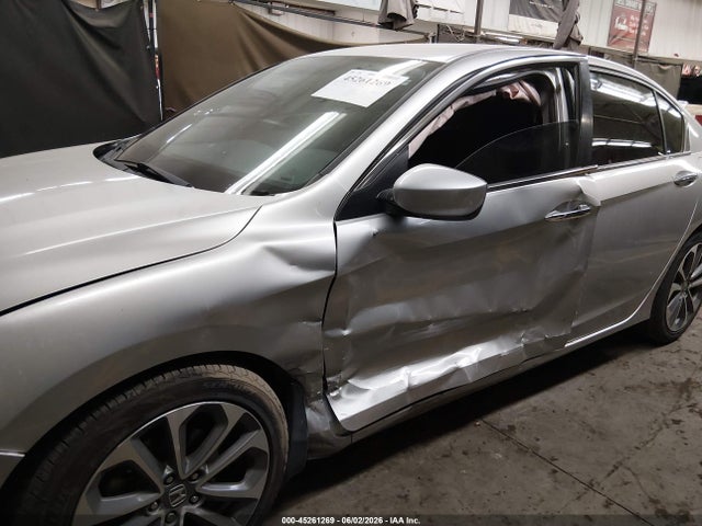 Honda Accord Sport 2015 1HGCR2F52FA018229 Image 6