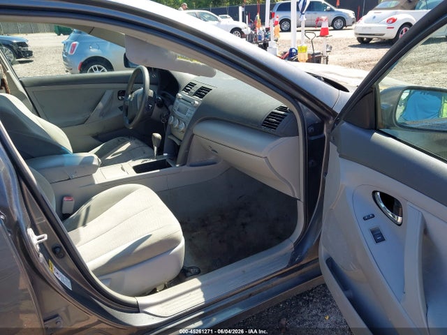 Aukcja sprzedaży 2011 Toyota Camry Le, vin: 4T1BF3EK5BU732778, numer aukcji: 45261271
