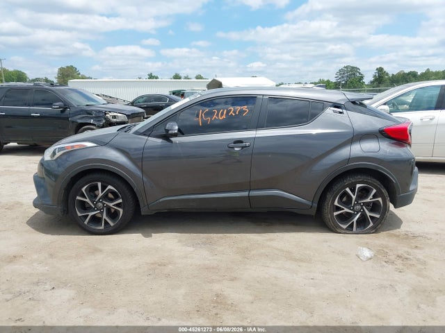 NMTKHMBX4KR077455 Toyota C-HR XLE