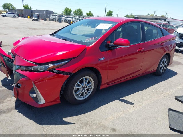 Toyota Prius Prime Advanced 2017 JTDKARFP2H3023532 Image 2