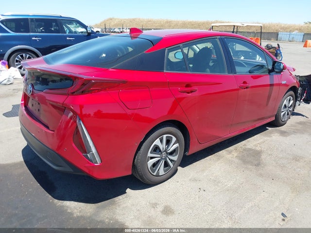 Toyota Prius Prime Advanced 2017 JTDKARFP2H3023532 Image 4