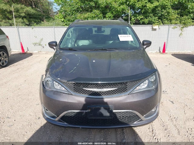 2017 Chrysler Pacifica Touring-l Plus მანქანა იყიდება აუქციონზე, vin: 2C4RC1EG2HR851342, აუქციონის ნომერი: 45261455