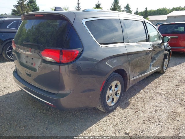 2017 Chrysler Pacifica Touring-l Plus მანქანა იყიდება აუქციონზე, vin: 2C4RC1EG2HR851342, აუქციონის ნომერი: 45261455