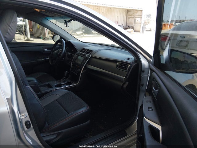 2015 Toyota Camry Se მანქანა იყიდება აუქციონზე, vin: 4T1BF1FK7FU981964, აუქციონის ნომერი: 45261468