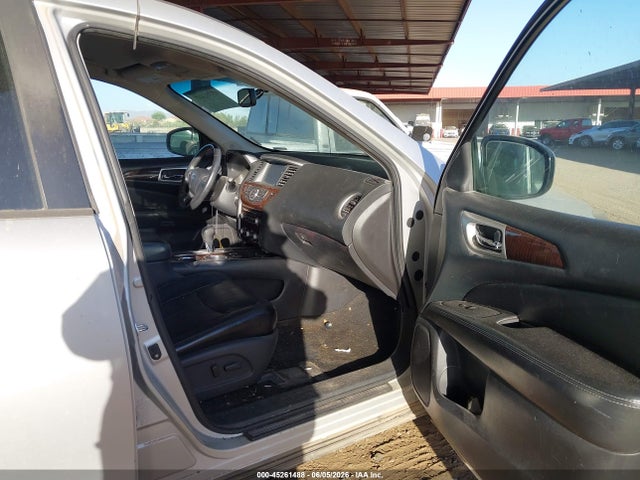 2014 Nissan Pathfinder Sl მანქანა იყიდება აუქციონზე, vin: 5N1AR2MN3EC681803, აუქციონის ნომერი: 45261488