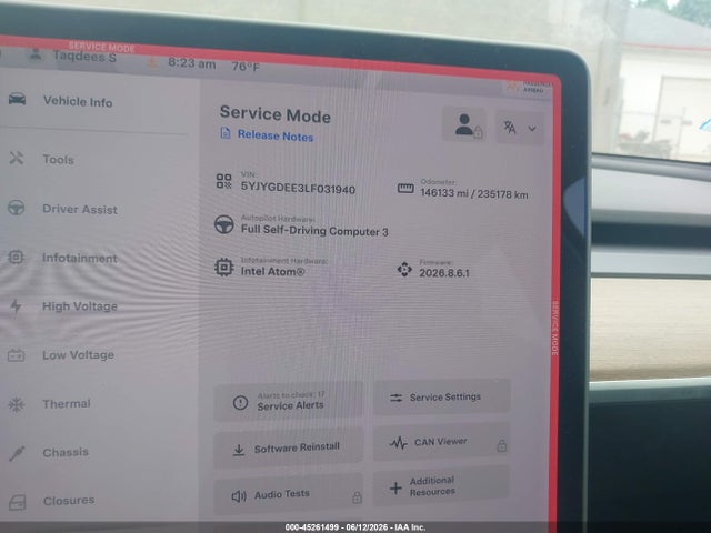 2020 Tesla Model Y Long Range Dual Motor All-wheel Drive მანქანა იყიდება აუქციონზე, vin: 5YJYGDEE3LF031940, აუქციონის ნომერი: 45261499