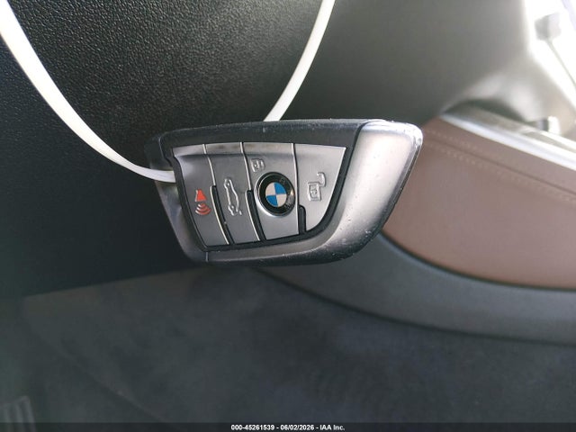 45261539 :رقم المزاد ، 5UXCR4C09N9J59686 vin ، 2022 Bmw X5 Sdrive40i مزاد بيع