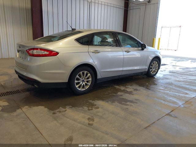 Ford FUSION S 2016 3FA6P0G70GR193887 Image 4