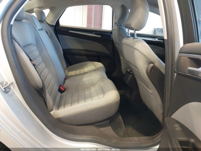 Ford FUSION S 2016 3FA6P0G70GR193887 Image 8