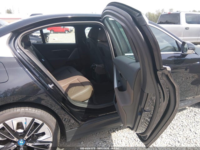 WBY13HG08SCS45452 BMW I5 Xdrive40