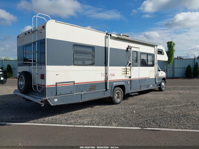 45261588 :رقم المزاد ، 1FDKE30G3PHA42114 vin ، 1993 Ford Econoline E350 Cutaway Van مزاد بيع
