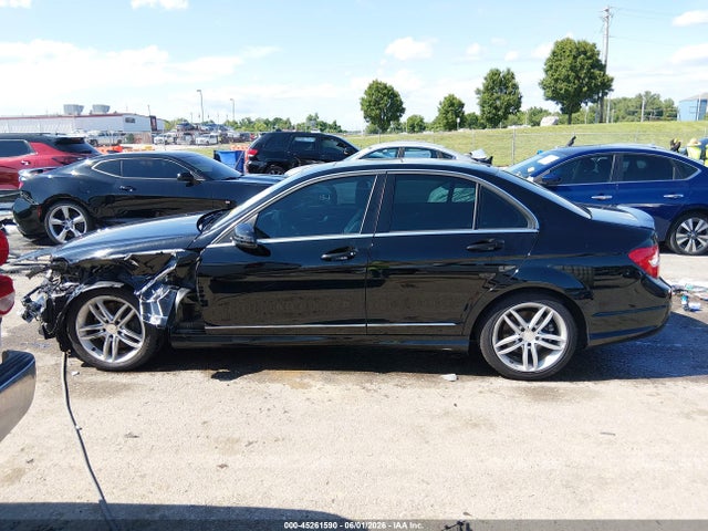 Продаж на аукціоні авто 2014 Mercedes-benz C 300 Sport 4matic, vin: WDDGF8ABXEG250720, номер лоту: 45261590