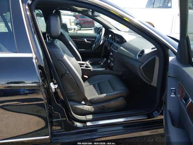 Продаж на аукціоні авто 2014 Mercedes-benz C 300 Sport 4matic, vin: WDDGF8ABXEG250720, номер лоту: 45261590