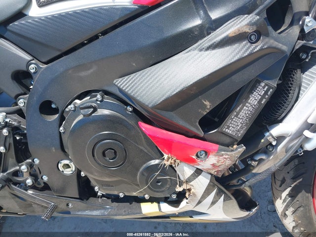 Suzuki GSX-R600 2025 JS1GN7FA1S7101707 Image 8