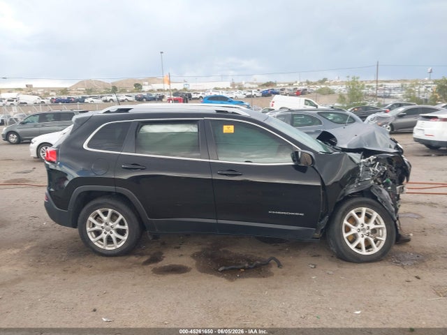 1C4PJLCB4HD236391 Jeep Cherokee Latitude Fwd