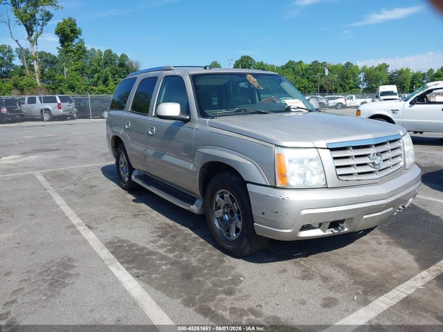 2004 Cadillac Escalade Standard მანქანა იყიდება აუქციონზე, vin: 1GYEC63T24R315285, აუქციონის ნომერი: 45261651