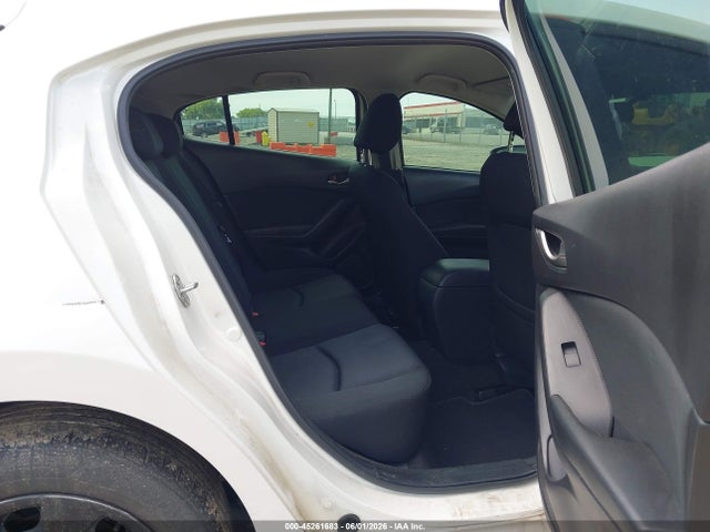 Продаж на аукціоні авто 2015 Mazda Mazda3 I Sport, vin: 3MZBM1K72FM153317, номер лоту: 45261683