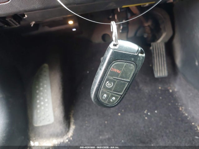 2016 Jeep Cherokee Limited მანქანა იყიდება აუქციონზე, vin: 1C4PJLDB7GW211941, აუქციონის ნომერი: 45261688
