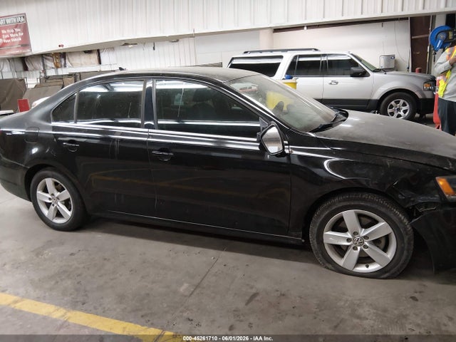 Aukcja sprzedaży 2013 Volkswagen Jetta 2.0l Tdi, vin: 3VWLL7AJ8DM410582, numer aukcji: 45261710