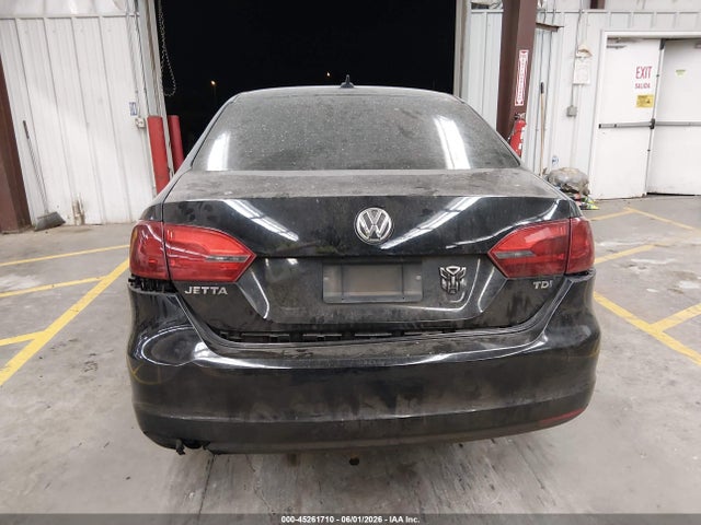 45261710 :رقم المزاد ، 3VWLL7AJ8DM410582 vin ، 2013 Volkswagen Jetta 2.0l Tdi مزاد بيع